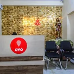 Oyo 19463 Sapphire Palace