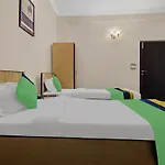 Treebo Maharaja Residency