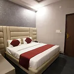 Yanela - Hotel The Connaught House Jaipur