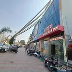 Hotel Star Inn
