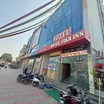 Hotel Star Inn