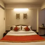 Oyo Rooms Lal Kothi Shopping Center