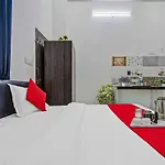 Hotel O Khasa Residency