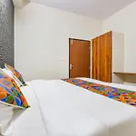 Fabhotel Grand Lotus