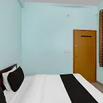 Oyo Hotel Shyam & Restaurant