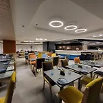 Holiday Inn Express & Suites Jaipur Gopalpura
