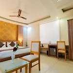 Hotel Signature Inn