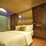 Amrit Van Resort