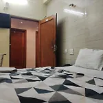 Hotel Purohit