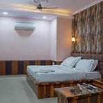 Hotel Surya Mani
