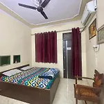 Zenroofs -A 5 Bhk Homestay In City Centre