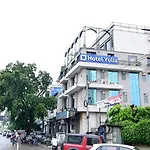Hotel Yulia- Le Amour Inn