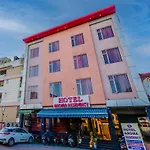 Hotel Aroma Residency