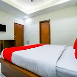 Hotel O Mark Inn