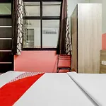 Hotel O Rajwada Inn