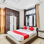 Hotel O Ekansh Palace