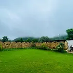 The Hill View - Swimming Pool & Resort