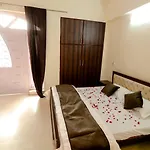Moon Land Hotel