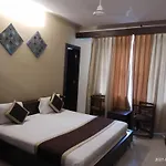Hotel Liv Inn