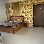 Airport Apartment Rooms