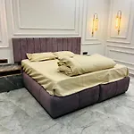 The Crescent Villa