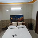 Private 2Bhk In A Villa With Terrace Access