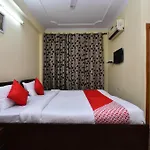 Hotel O Iqra Inn