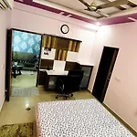 Comfortable City Stay