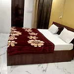 Sapphire Palace 3 Hotel