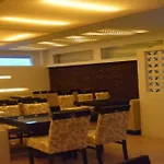 Hotel Grand Eagle