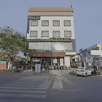 Townhouse Hotel Tatva