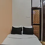 Hotel O Urban Homestay