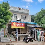 Hotel O Shree Shyam Palace
