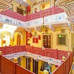 Collection O Ramganj Near Hawa Mahal