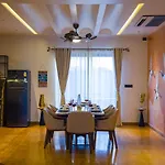 Elivaas The Kanota Retreat 4 Bhk Villa Near Kanota Dam With Pvt Pool & Hill Views
