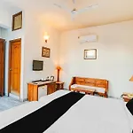 Super Hotel O Sansarchandra Road Formerly Luna Rosa