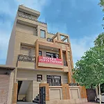 Hotel O The Castle Home Stay Inn