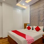 Hotel O Moon Light