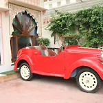 Bharat Mahal Palace