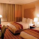 Fabhotel Polovictory Palace