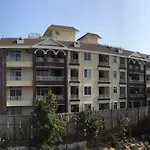 Saket Inn