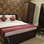 Hotel Jinendra Inn