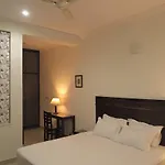 White Tulips Home Stay