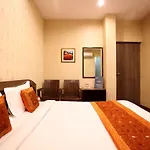 Oyo 2206 Hotel Rajawat Manor