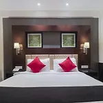 Capital O 26201 Hotel Jagrati Lords Inn