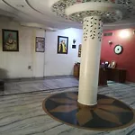 Hotel Madhav Palace