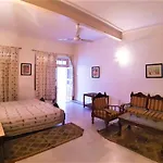Hotel Shree Niwas