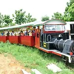 Mauj Mahal Resort