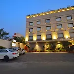 Hotel De Nada-A Luxury Stay