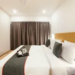 Oyo Townhouse 110 Mi Road